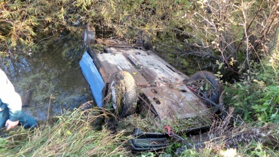 В Куменском районе Кировской области сотрудник МЧС спас пассажира утонувшей «девятки»