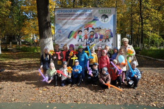 В Кирове завершилось строительство площадки для детей с ограниченными возможностями здоровья
