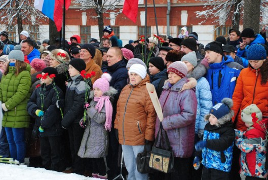 В г. Слободском открыт памятник воинам Афганистана и Чечни