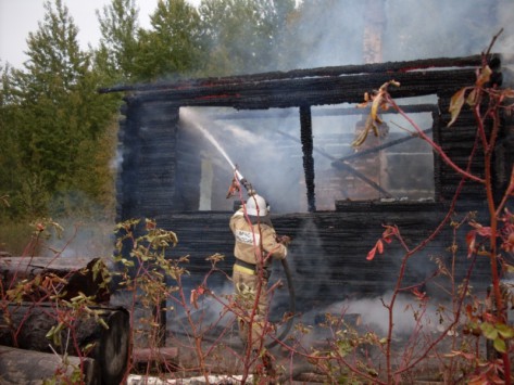 В Котельничском районе сгорел жилой дом