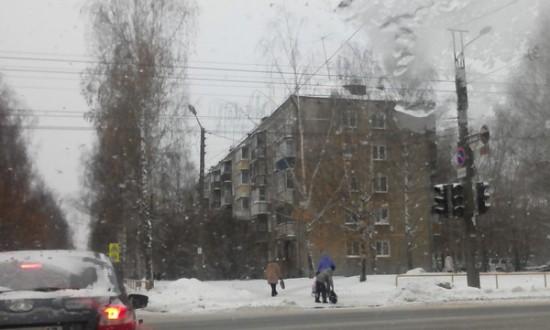 вторые сутки не работает светофор в Кирове