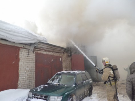 Четыре человека ранены при взрыве баллона в Кирове