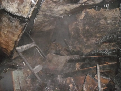 На Мопра ночью сгорел жилой дом
