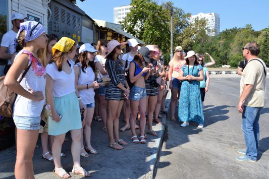 Кировские студенты вернулись из патриотической поездки в Крым