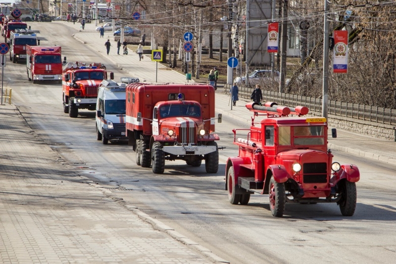 Парад пожарной техники