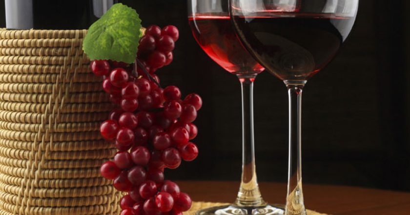 Красное вино может быть полезно для диабетиков, выяснили ученые