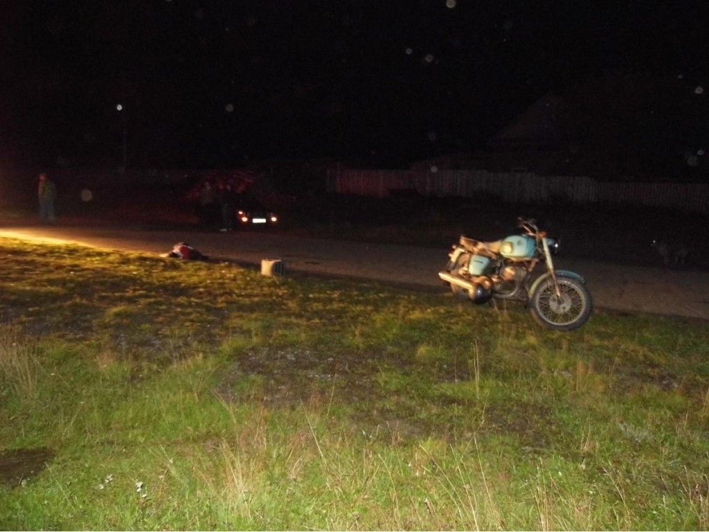 В Черной Холунице Кировской области под колесами мотоцикла погиб подросток