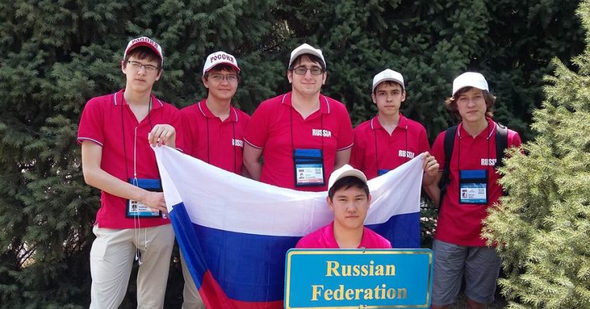 Школьник из Кировской области Николай Будин стал серебряным медалистом Международной олимпиады по информатике
