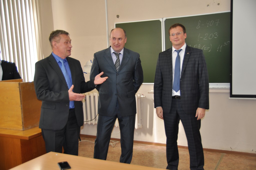 Руководители кировских энергокомпаний провели открытую лекцию для студентов ВятГУ