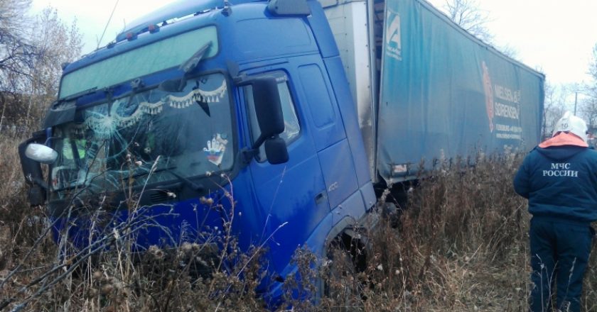 В Котельничском районе за рулем скончался водитель фуры