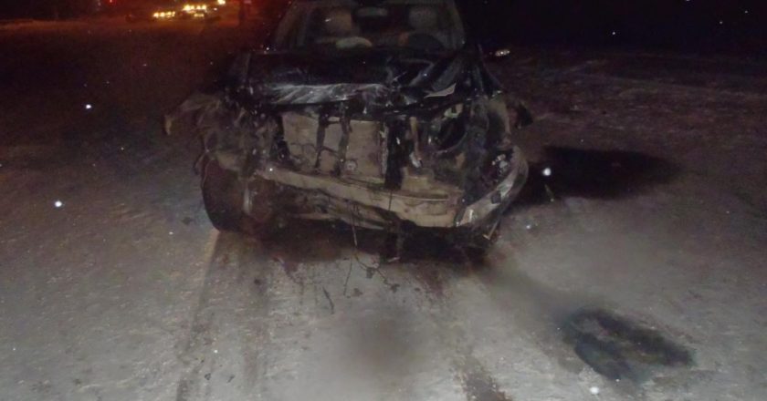 В Кирове при столкновении двух иномарок пострадало пять человек