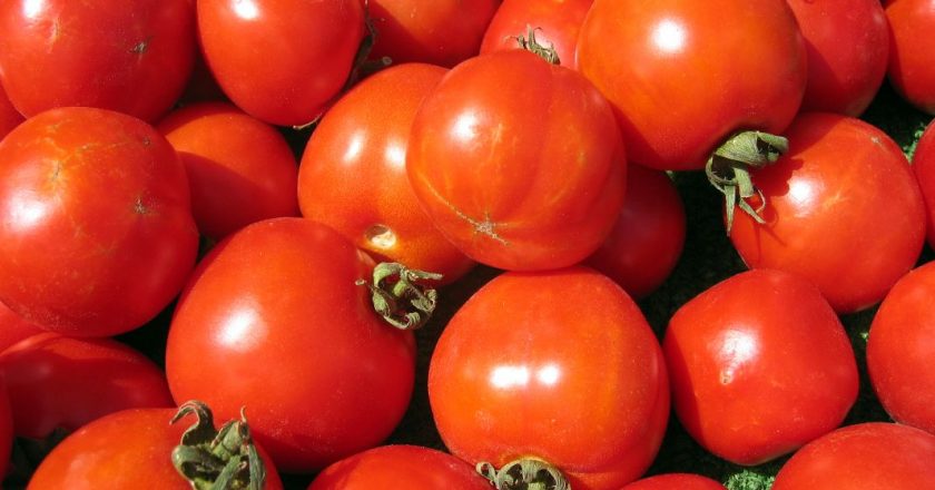 В Кирове помидоры подорожали за месяц на 66%