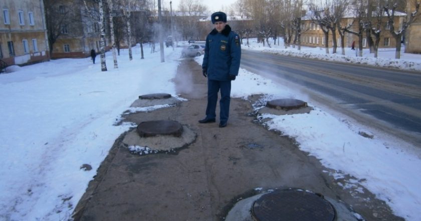 . В Кирове четверо бомжей едва не сгорели в тепловом коллекторе