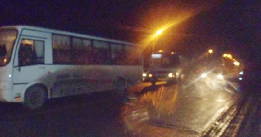 В Кирове столкнулись два автобуса, четверо пострадавших