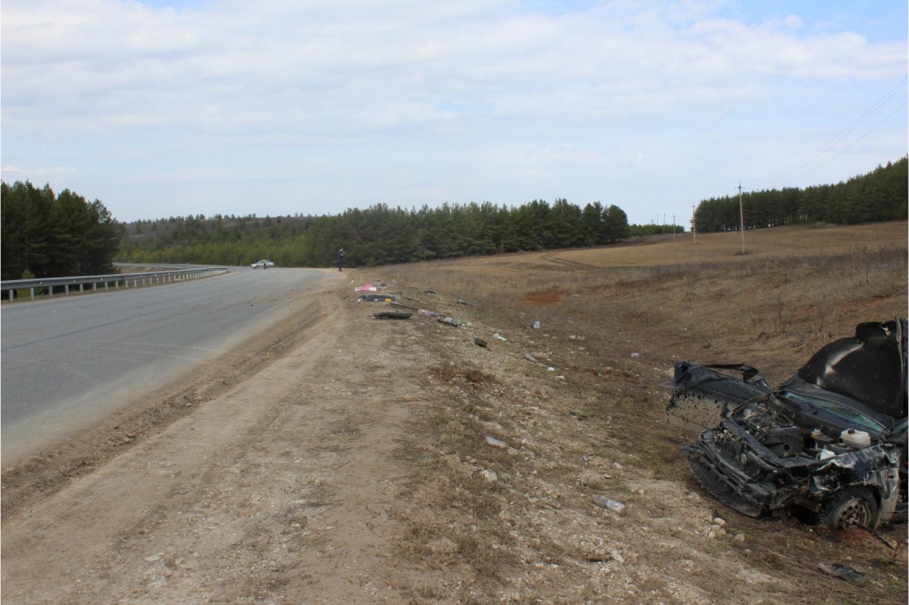 В Вятских Полянах «Приора» улетела в кювет: погиб водитель