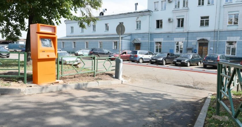 Платная парковка в Кирове заработает в сентябре