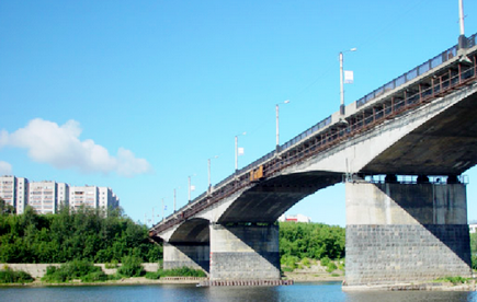 Обсуждается инициатива раскрасить мост через Вятку «под Дымку»