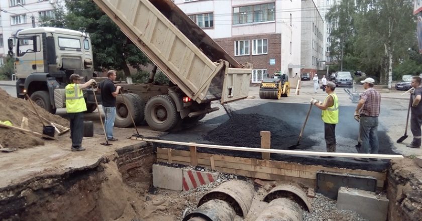 Реконструкция теплотрассы под улицей Карла Маркса завершена