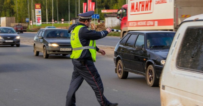 За выходные в Кирове 31 пьяный водитель попался инспекторам ГИБДДЗа выходные в Кирове 31 пьяный водитель попался инспекторам ГИБДД