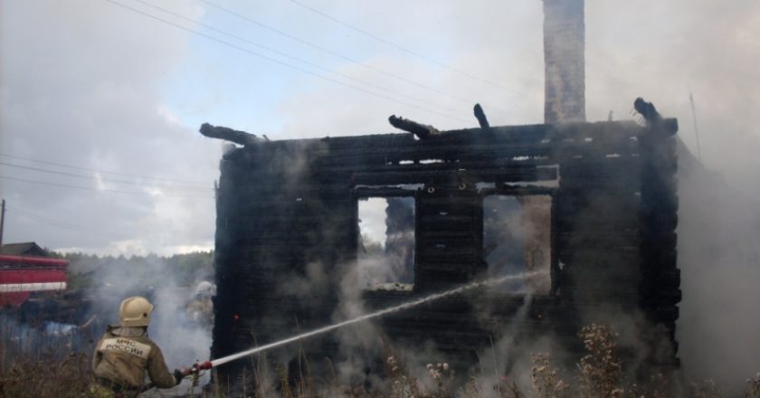 В Котельничском районе сгорел жилой дом