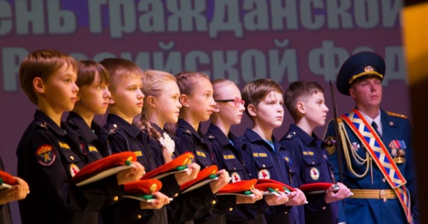 В кировской гимназии имени Грина открылся казачий кадетский класс