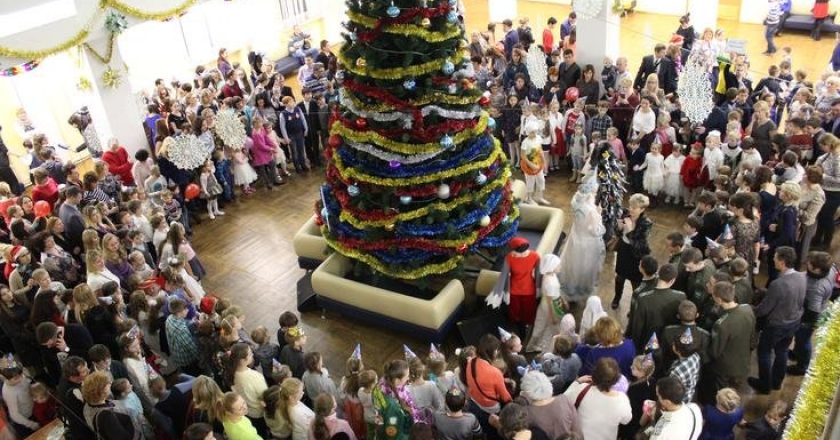 Около тысячи детей из регионов Приволжья приехали в Нижний Новгород на окружную Новогоднюю Елку