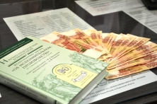 В Кирове судебные приставы арестовали «Ниссан» и «Инфинити» Владельцы авто должны более 130 тысяч рублей