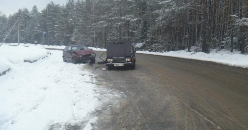 Три человека пострадали в ДТП на трассе Киров — Пермь