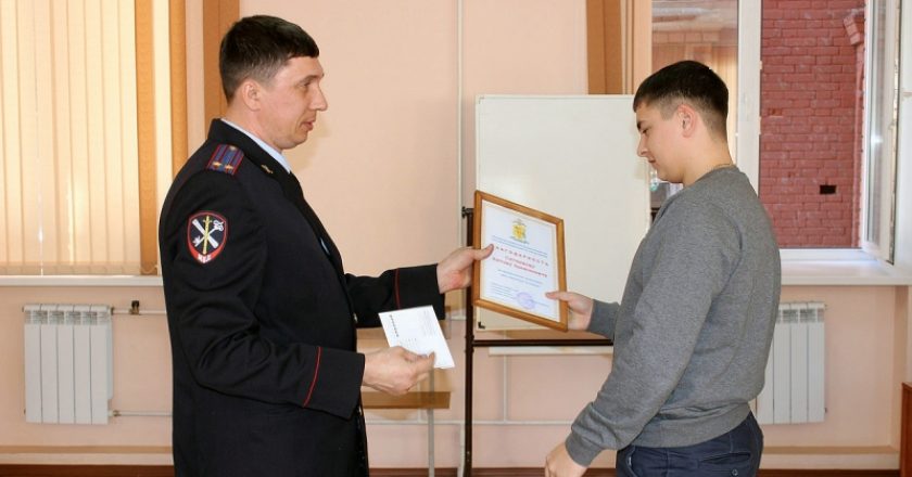Кировский студент спас мужчину, потерявшегося в 40-градусный морозКировский студент спас мужчину, потерявшегося в 40-градусный мороз