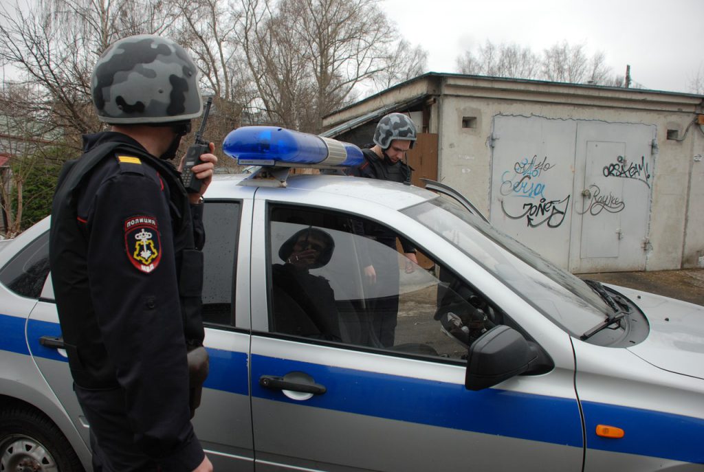 В Кирове задержали пьяного водителя на угнанной машине