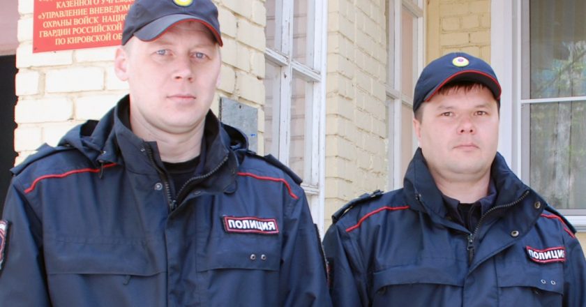 Сотрудники Росгвардии по Кировской области спасли утопающего