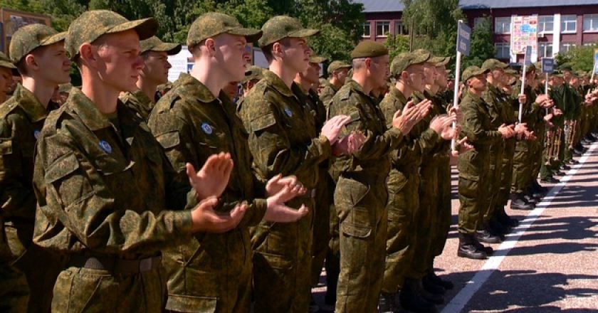Кировские «гвардейцы» начали борьбу за звание лучших в военном деле