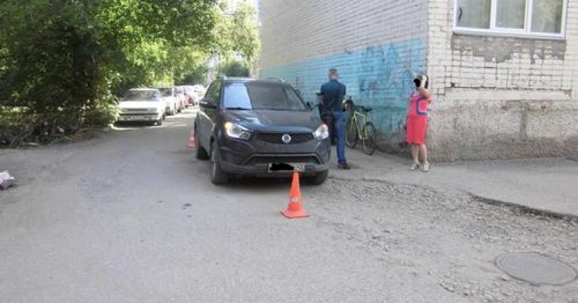 В Кирове водитель иномарки сбил 14-летнего велосипедиста