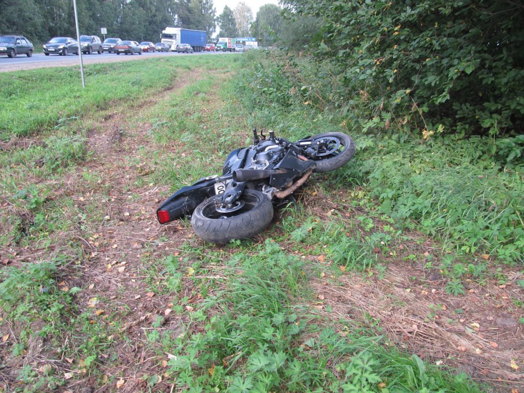 В Слободском районе мотоциклист насмерть сбил пенсионерку