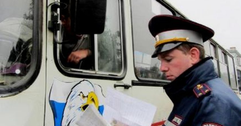 В Кировской области массово проверяют водителей автобусов