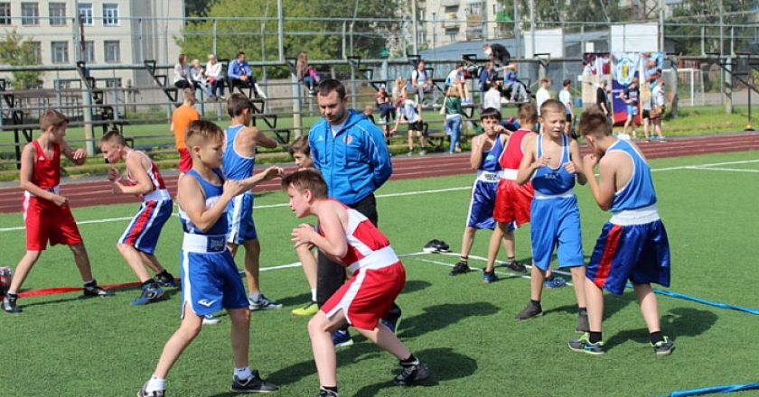 Более ста тысяч жителей Кировской области приняли участие в мероприятиях Дня физкультурника