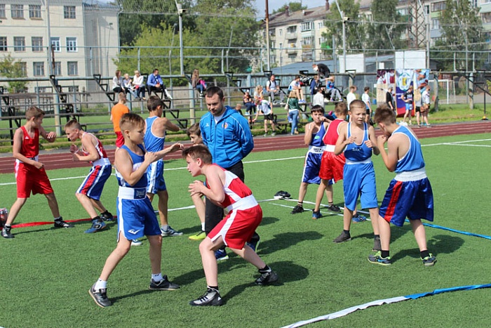 Более ста тысяч жителей Кировской области приняли участие в мероприятиях Дня физкультурника