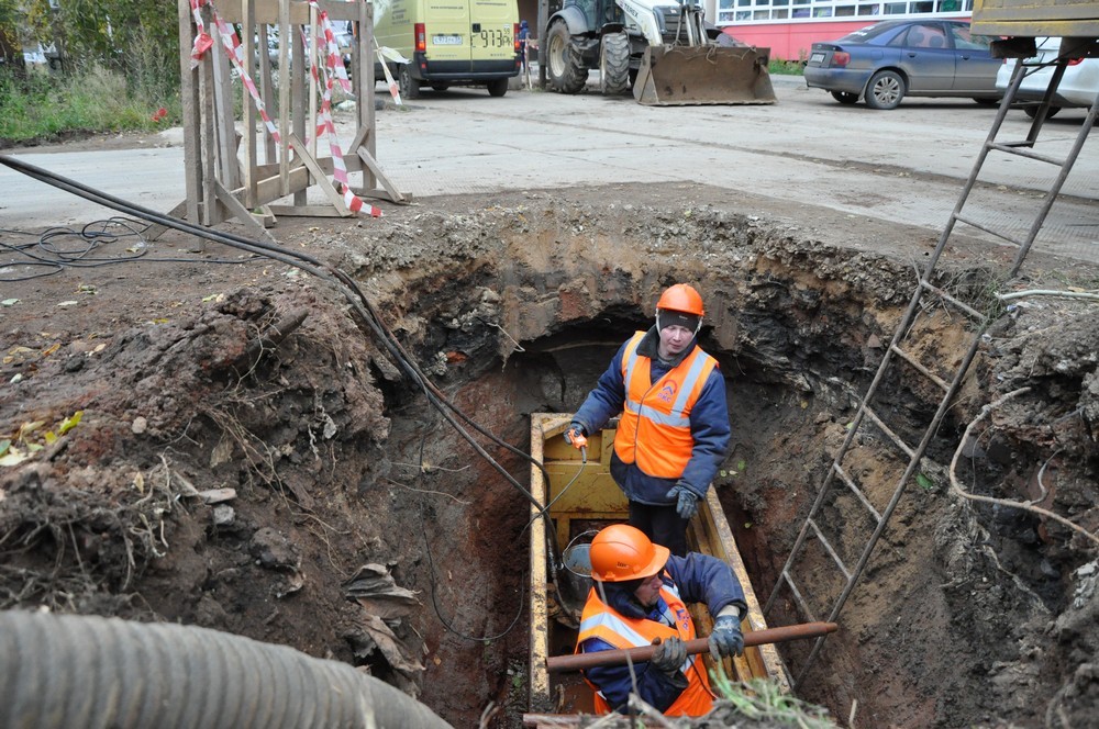 ККС строят водопровод в городе Кирове