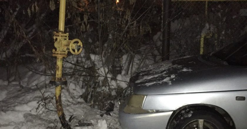 В результате ДТП в Нововятске была повреждена газовая труба‍