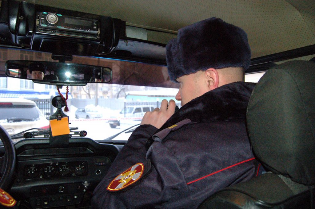 В Кирове таксист отобрал у пассажира телефон в качестве оплаты за проезд