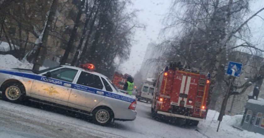 В УФСБ прокомментировали эвакуацию жильцов из пятиэтажки в Кирове