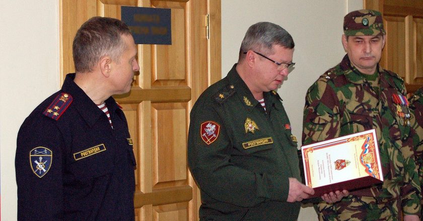 Кировский СОБР отпраздновал 25-летие победой в первенстве по стрельбе
