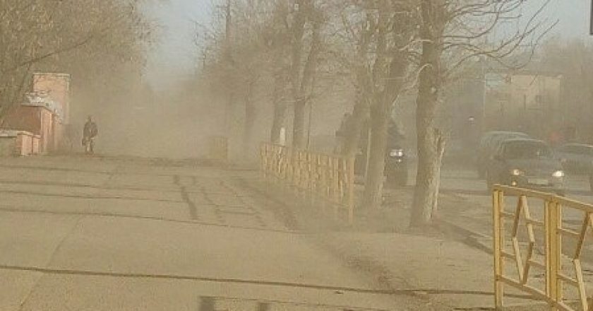 Дорожники наказаны за облако пыли