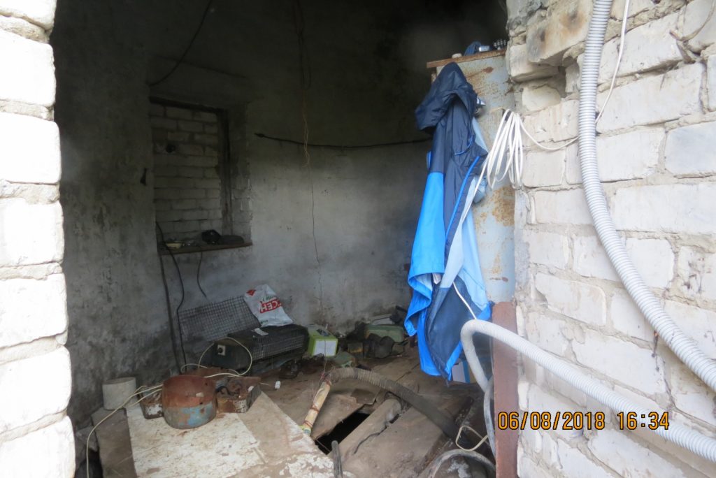 В Яранском районе рабочий сорвался в канализацию и утонул