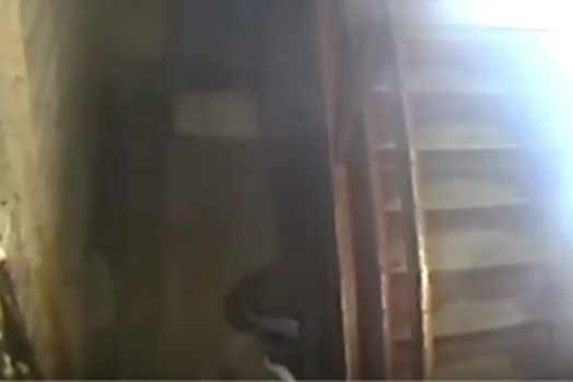 Полиция разыскивает поджигателя жилого дома в Кирове