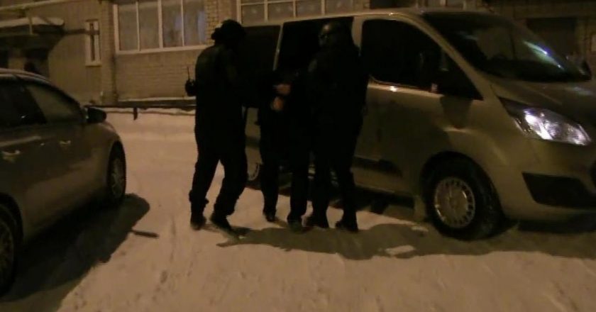 В Кирове полицейские раскрыли разбойное нападение
