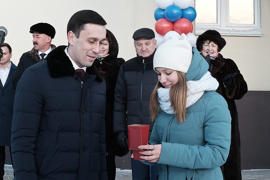 117 детей-сирот получили квартиры в новом доме в Кирове