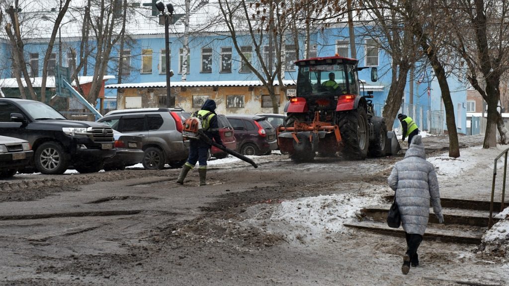 Зимний ямочный ремонт в Кирове выполнен на 50%