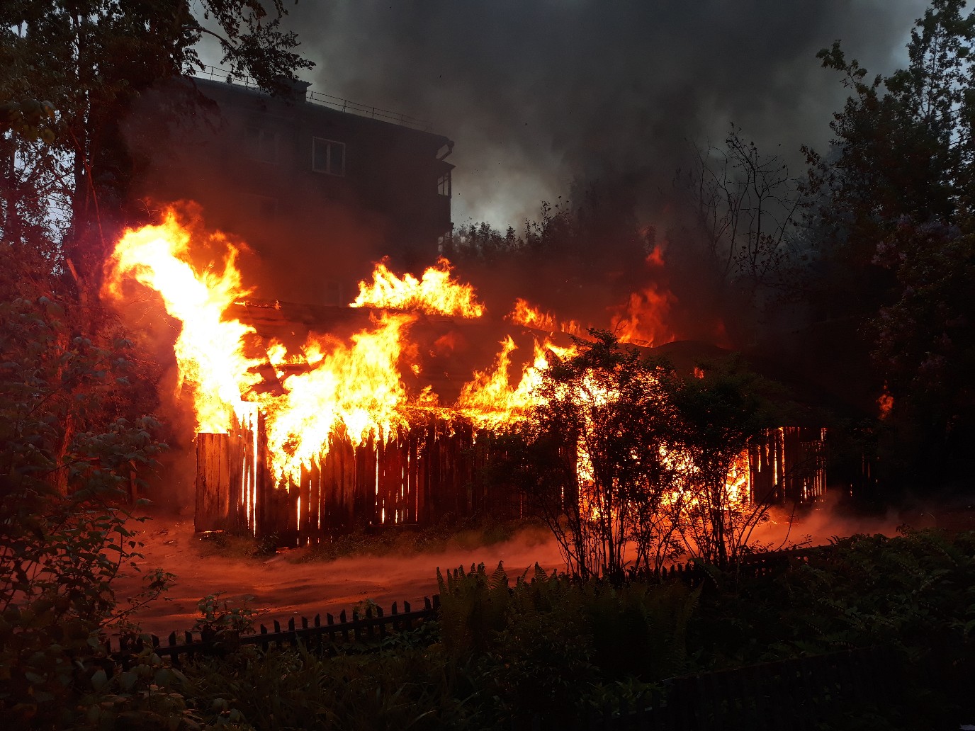 Пожар в Кирове на улице свободы
