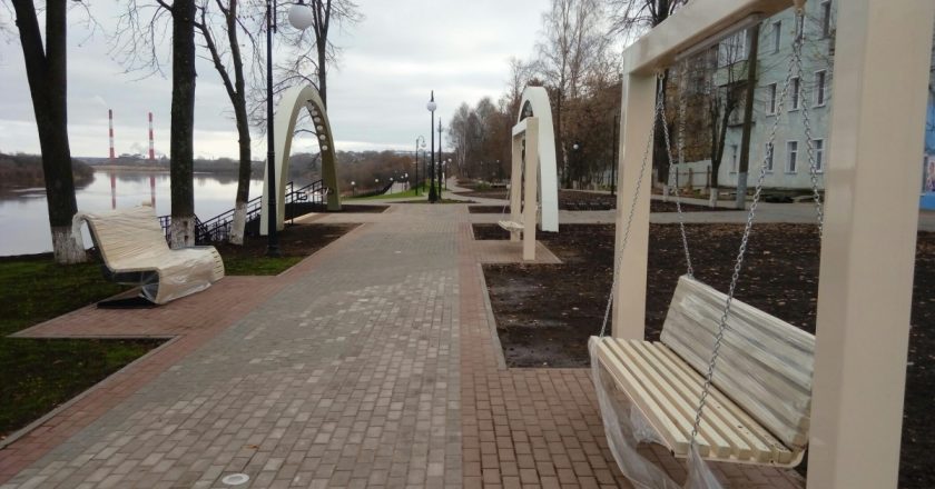 Завершена реконструкция Нововятской набережной